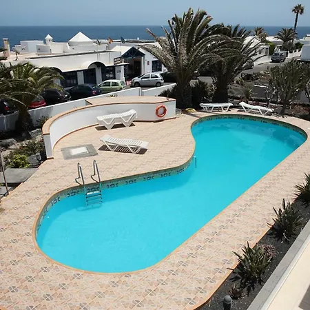 Дом отдыха Charco Del Palo Bungalows