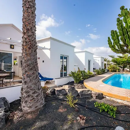 Charco Del Palo Bungalows Semesterbostad *
